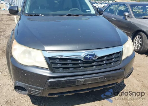 2013 Subaru Forester 2.5X Premium z USA, uszkodzony, nr VIN JF2SHADC7DH404952